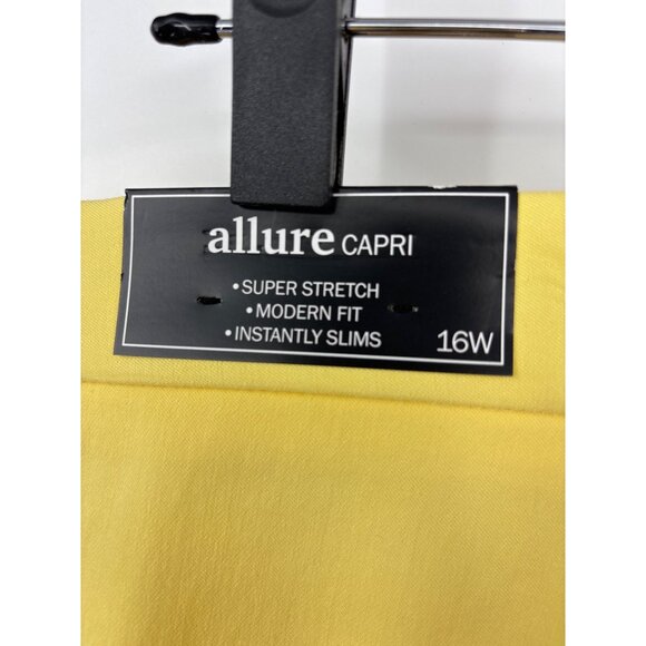 Alfred Dunner Slimming Stretch Pull On Capri Crop Pant Yellow 16W NEW - Picture 4 of 5